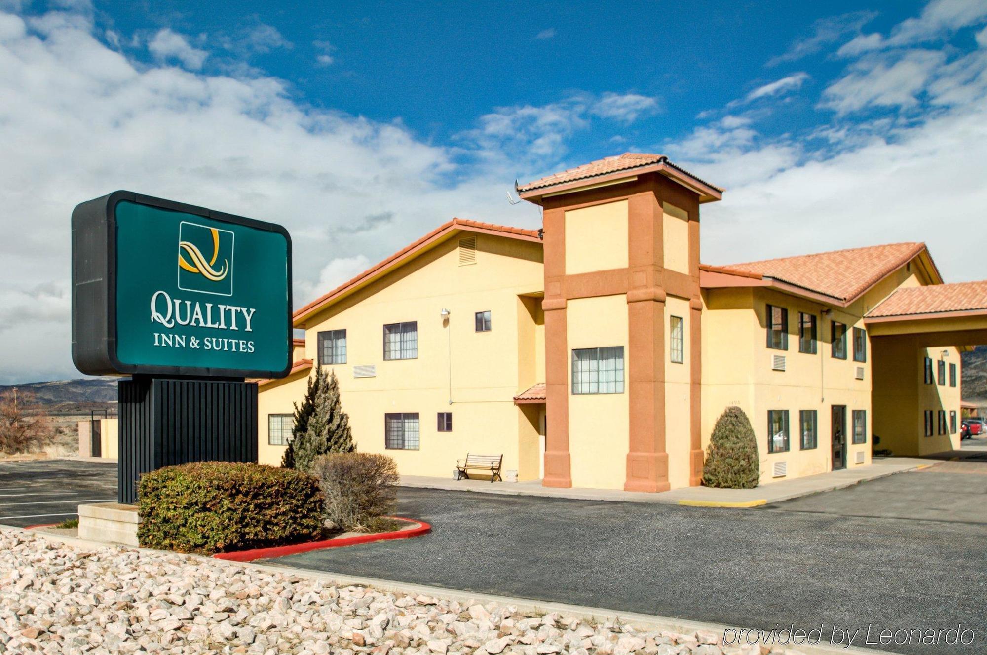 Quality Inn & Suites Grants - I-40 Esterno foto